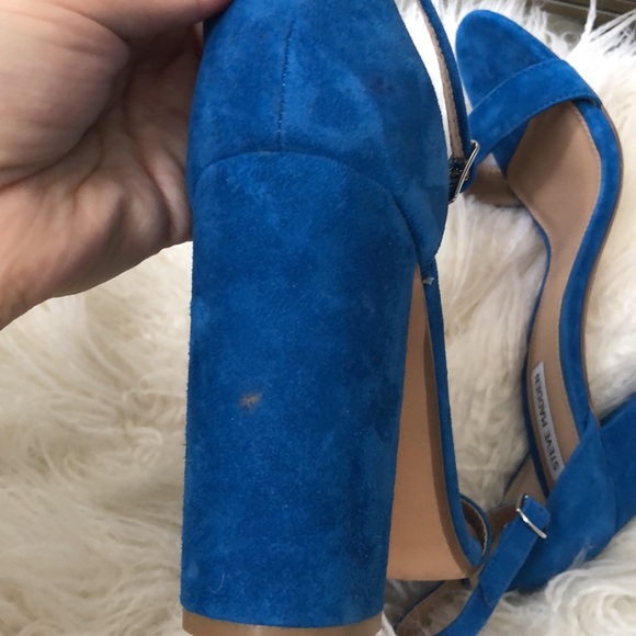 STEVE MADDEN Blue Suede Carrson Sandals Heels - Picture 5 of 7